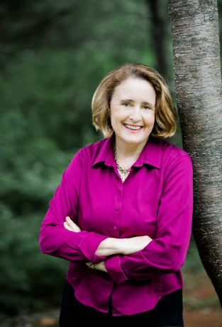 Gin by tree 29_5390_full